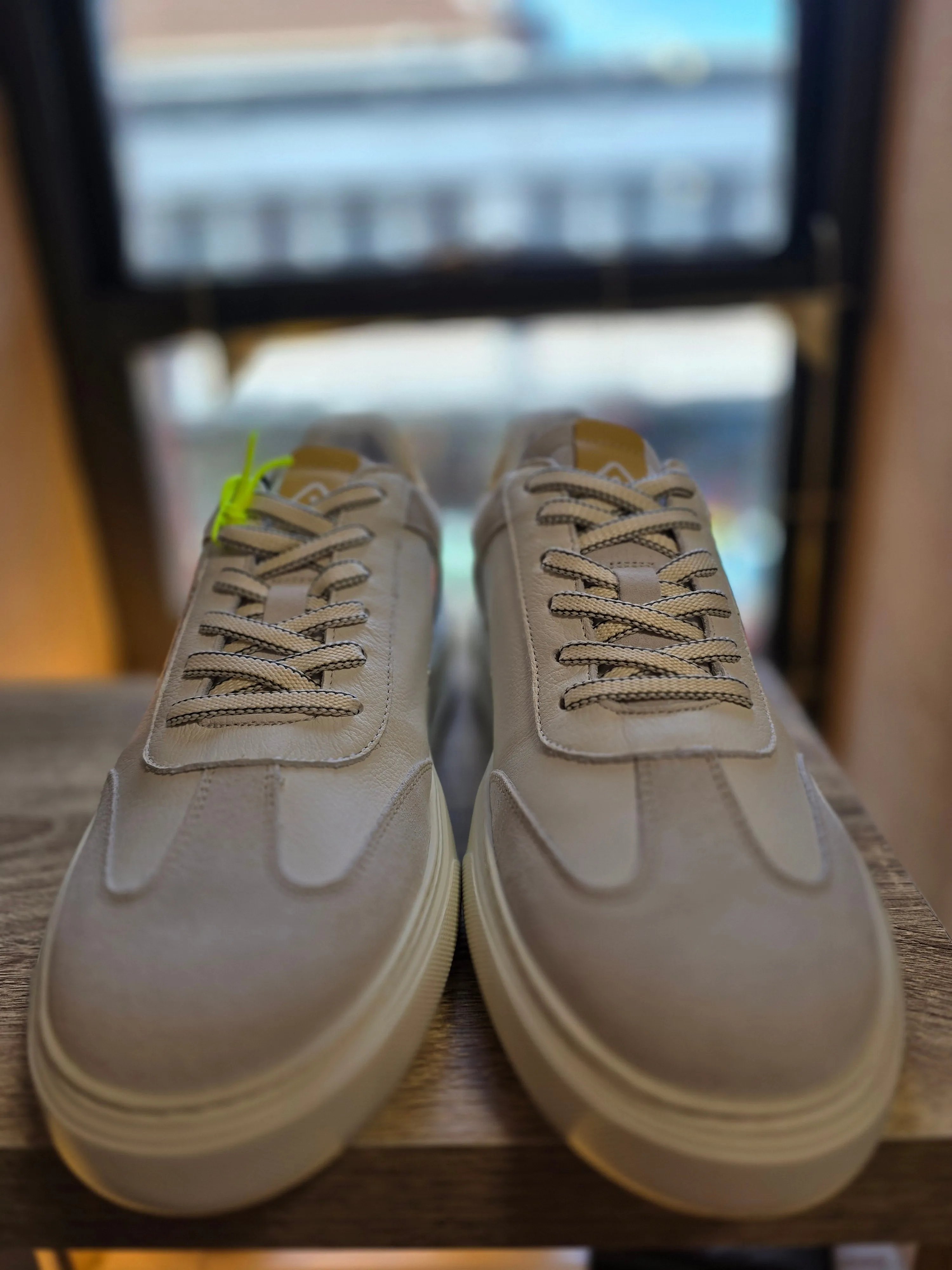 Ambitious Kit Off White Yellow Green Grey