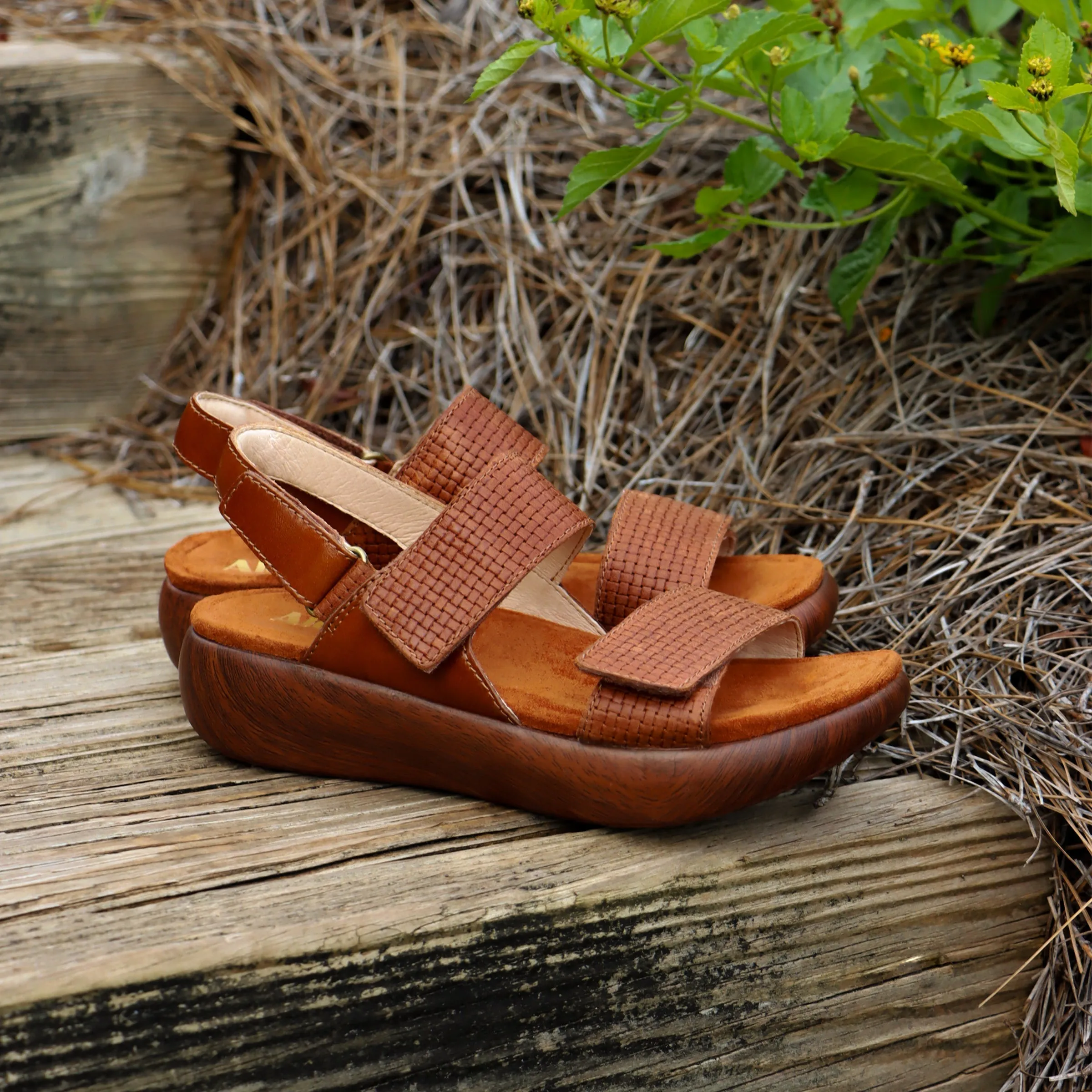 Bailee Woven Luggage Sandal - BAI-7463