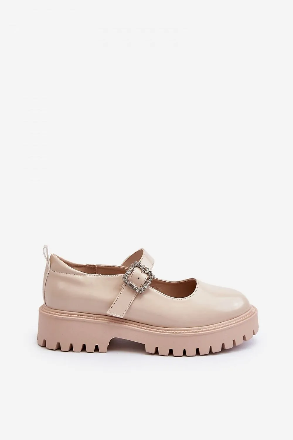 Heeled low shoes