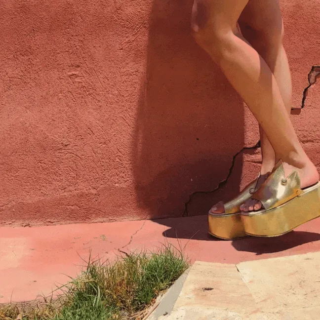 HOJA SHINE WEDGE