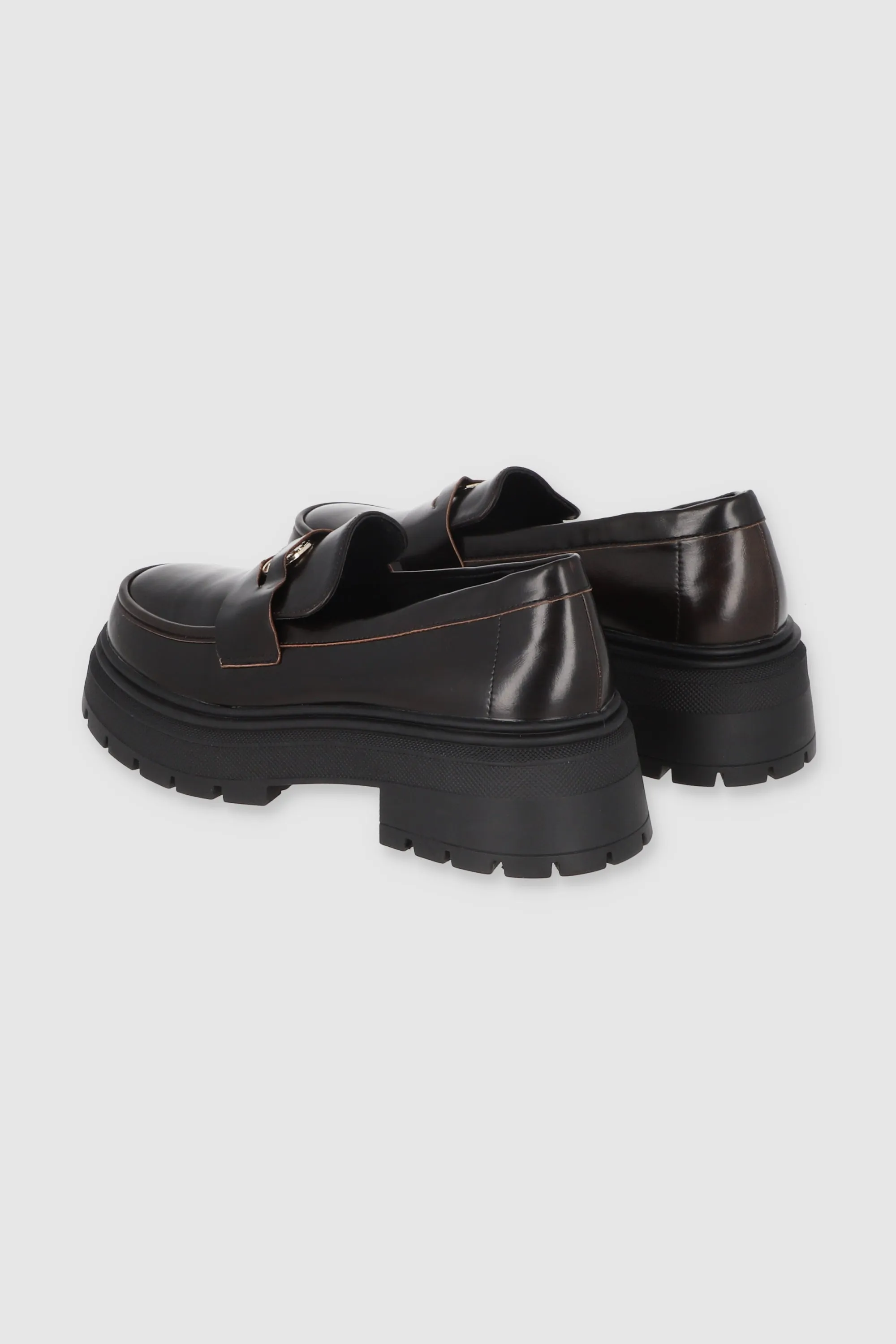 Loafer Chunky Placa Metal