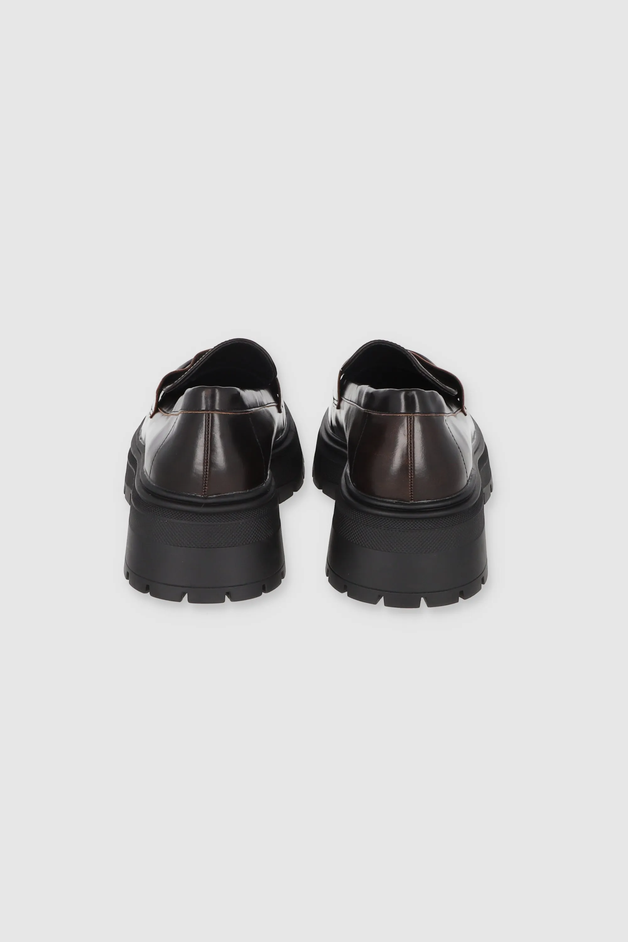 Loafer Chunky Placa Metal