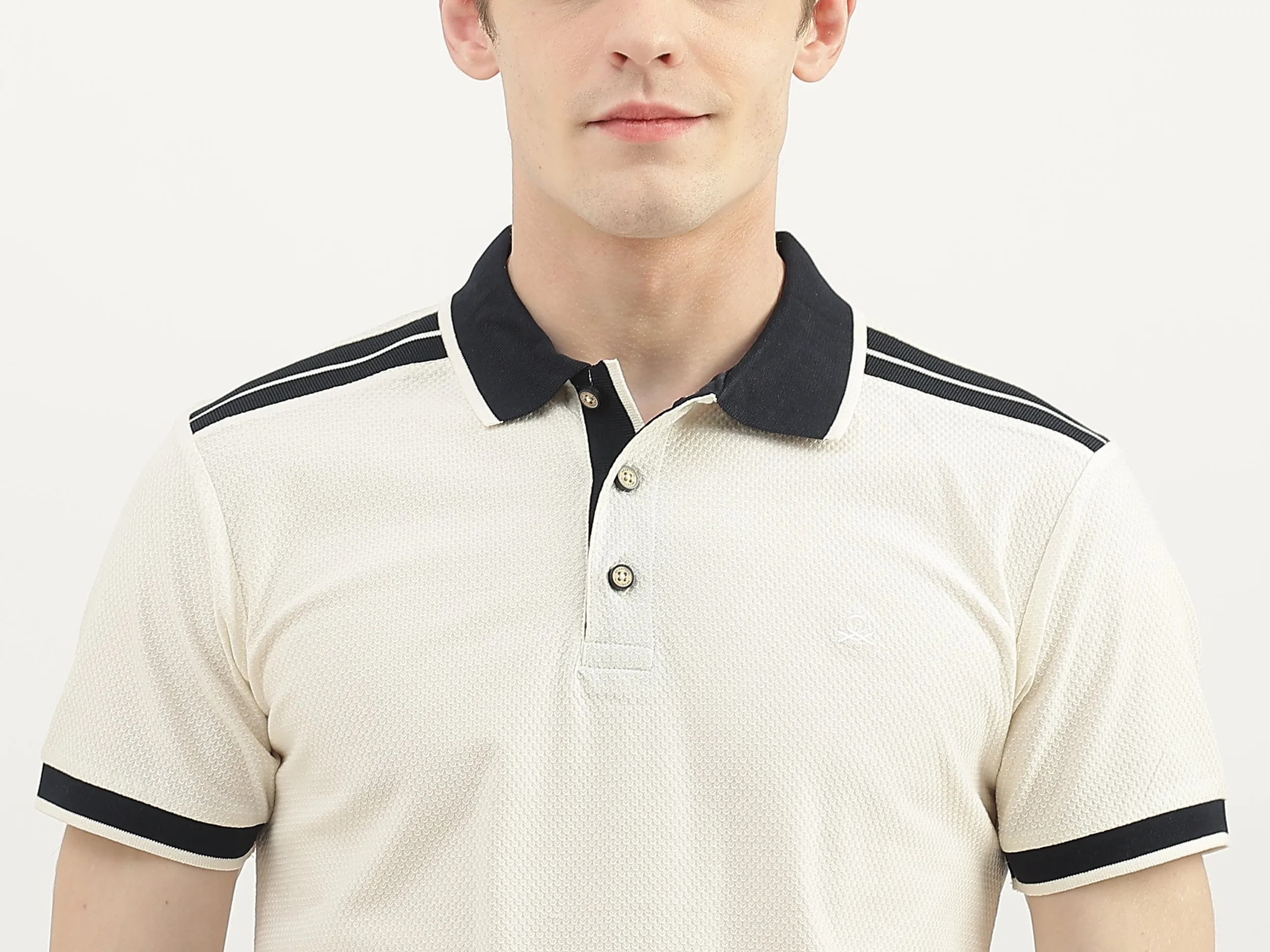 Men Textured Polo Collar T-Shirt