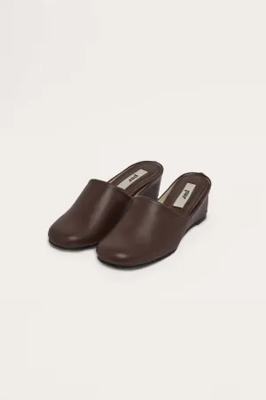 NAKED wedges in chocolate