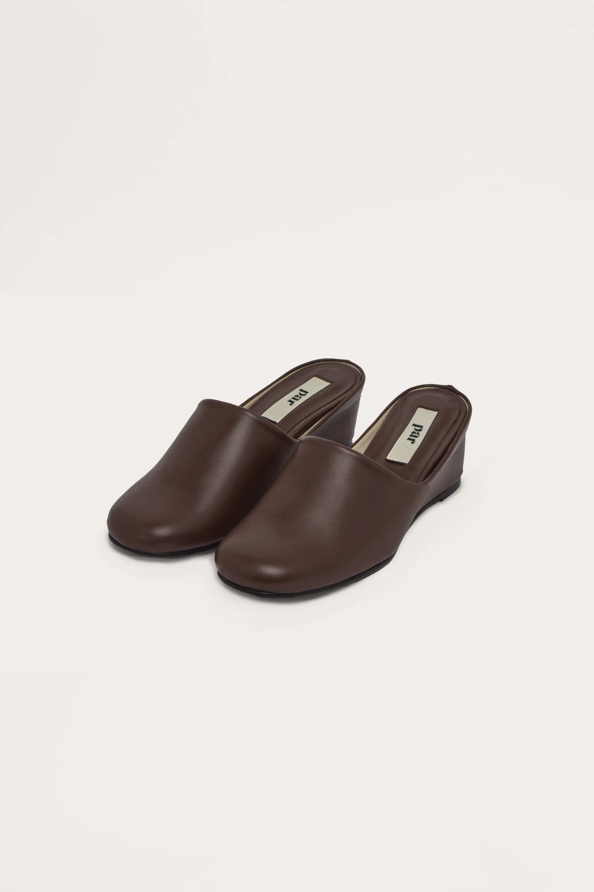 NAKED wedges in chocolate