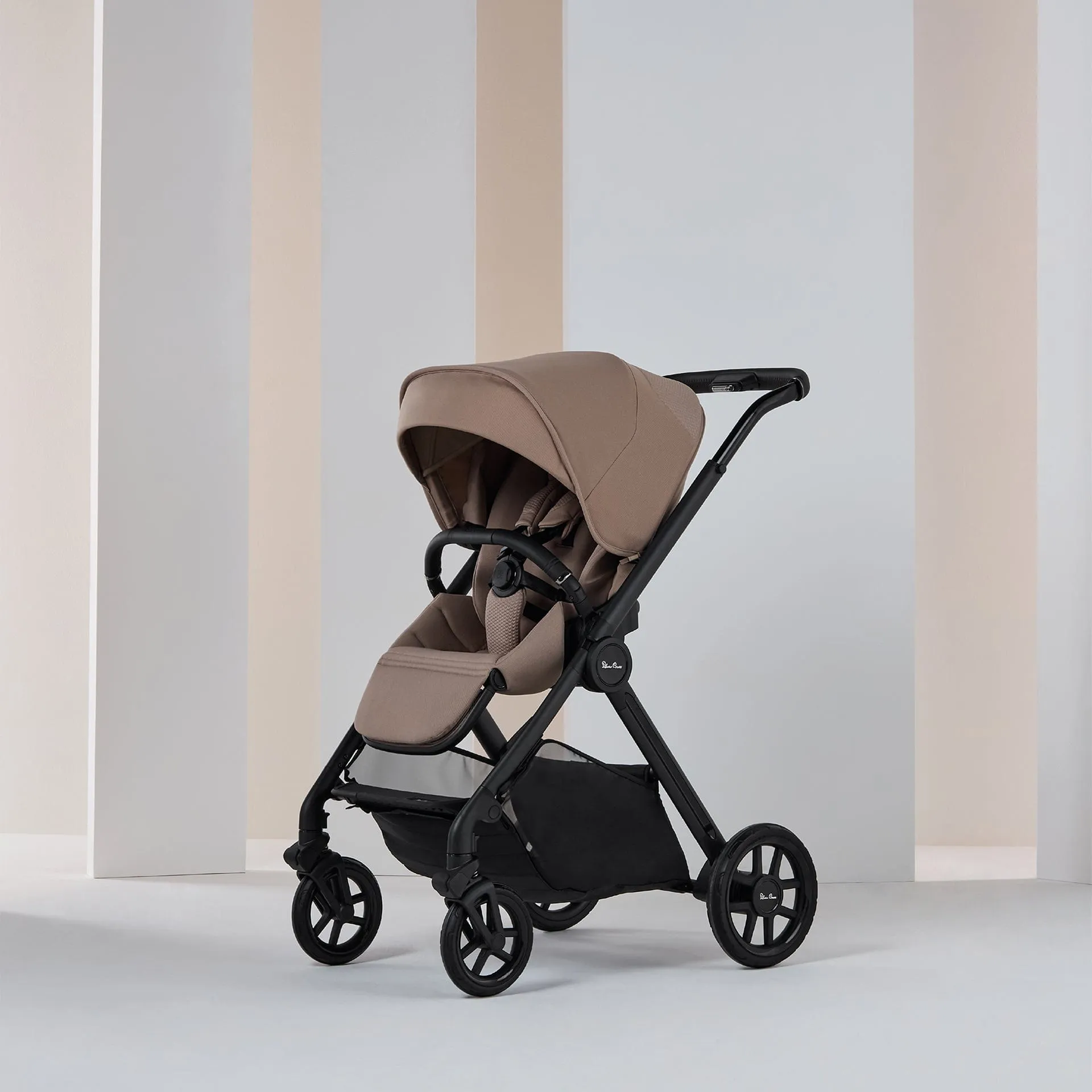 Silver Cross Reef 2 Pram in Mocha