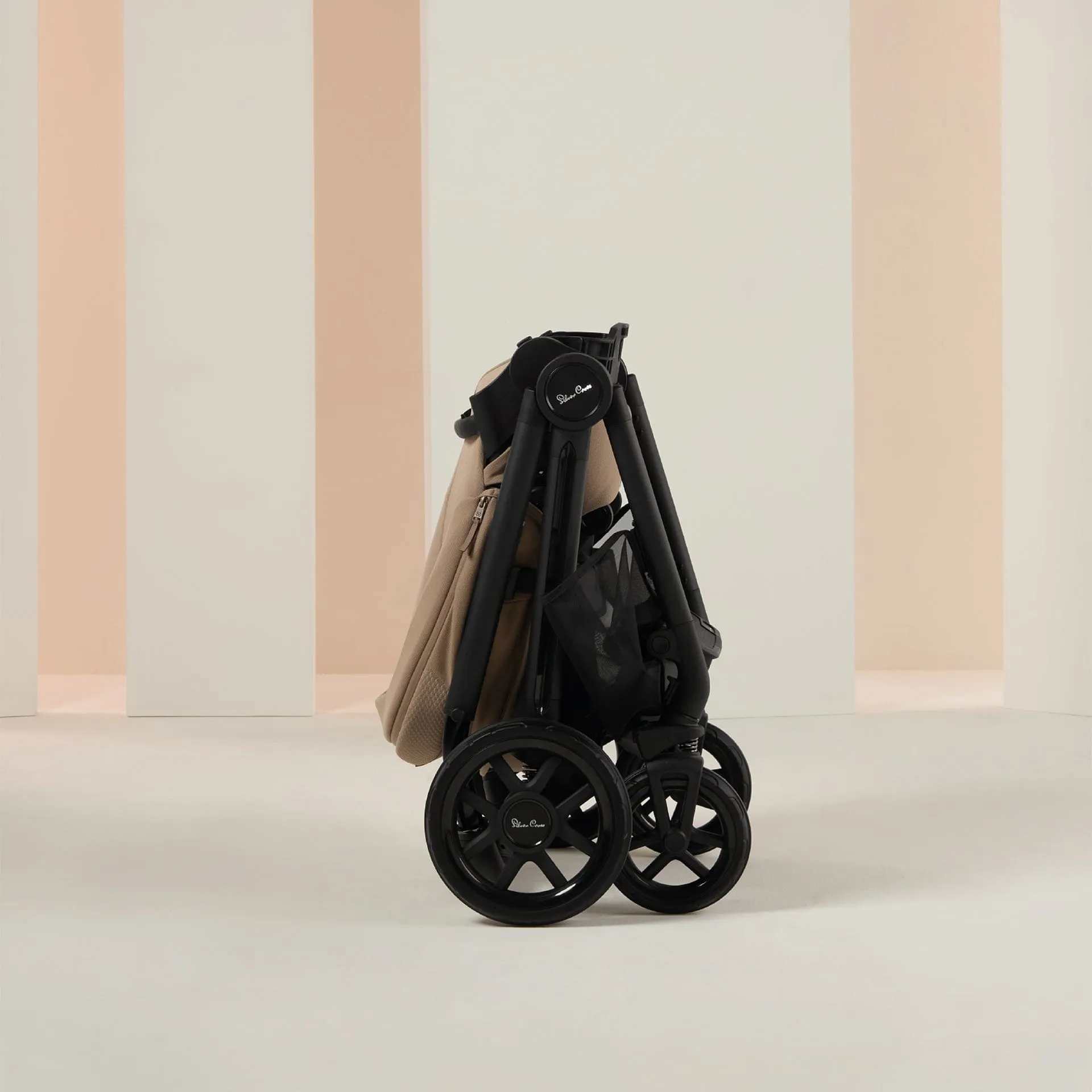 Silver Cross Reef 2 Pram in Mocha