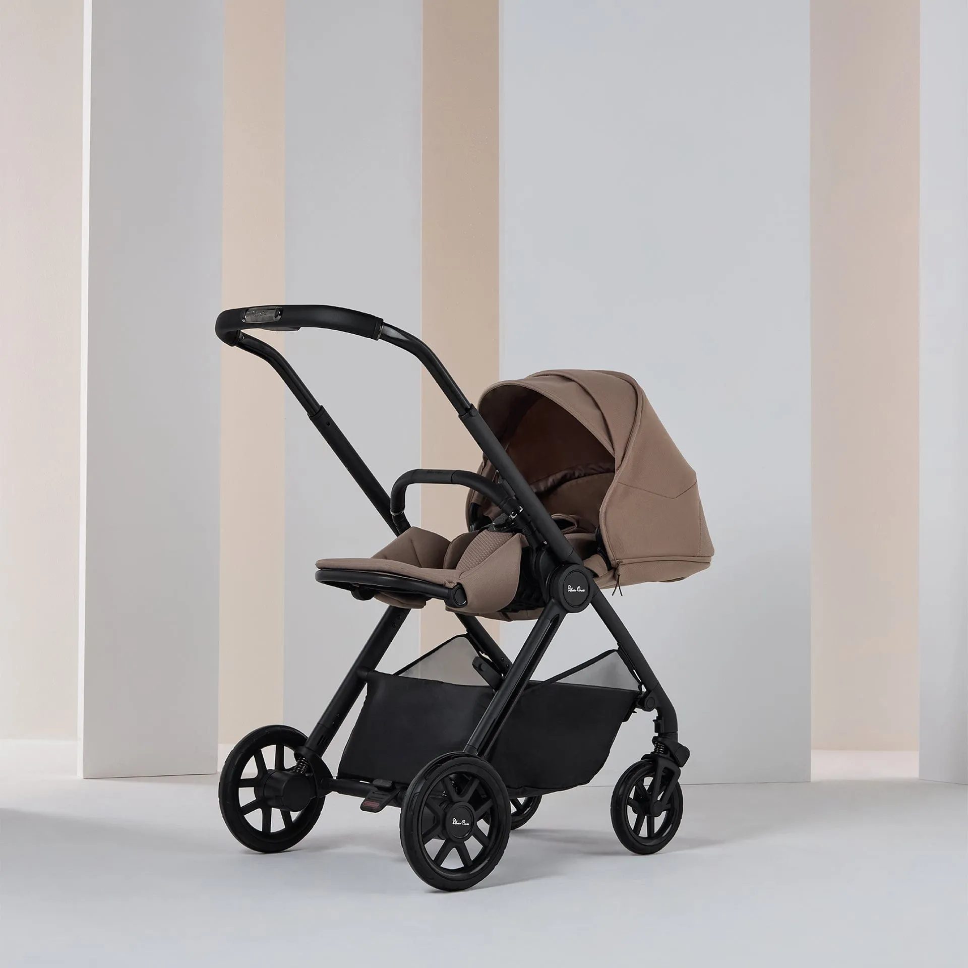Silver Cross Reef 2 Pram in Mocha