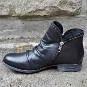 Viannele | Leather Boots with Zip Closure