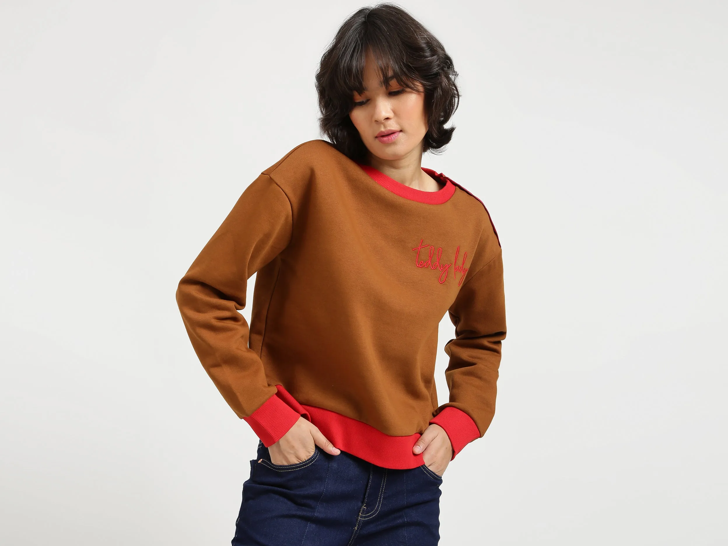 Women Colorblocked Closed Sweatshirt