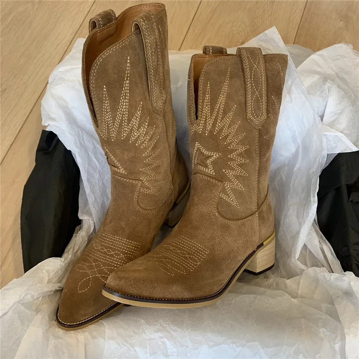 Women's Fashionable Knee-High Zippered Cowboy Boots